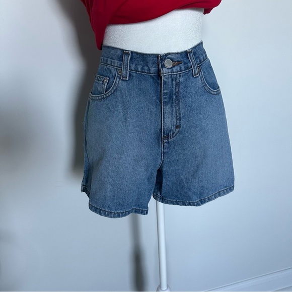 Calvin Klein Medium Wash Denim Shorts Women’s High Waist Classic 90s Minimalist - Picture 6 of 6